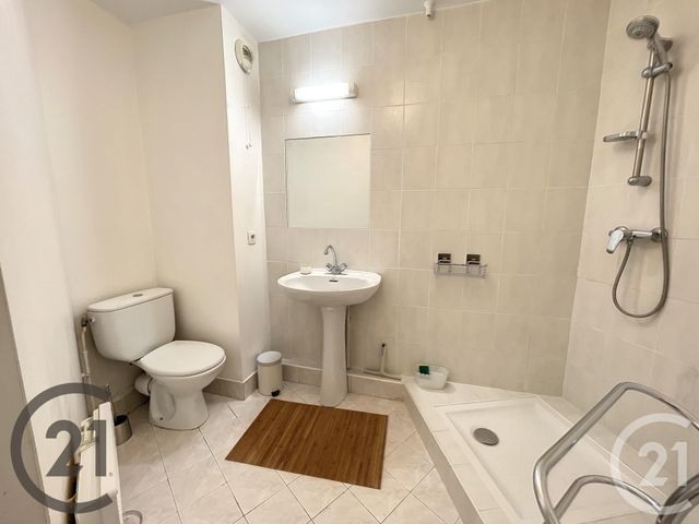 Appartement F1 à louer - 1 pièce - 21.0 m2 - NICE - 06 - PROVENCE-ALPES-COTE-D-AZUR - Century 21 Maison De L'Immobilier