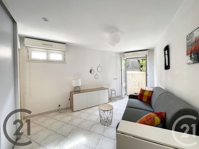 Appartement F1 à louer - 1 pièce - 21.0 m2 - NICE - 06 - PROVENCE-ALPES-COTE-D-AZUR - Century 21 Maison De L'Immobilier