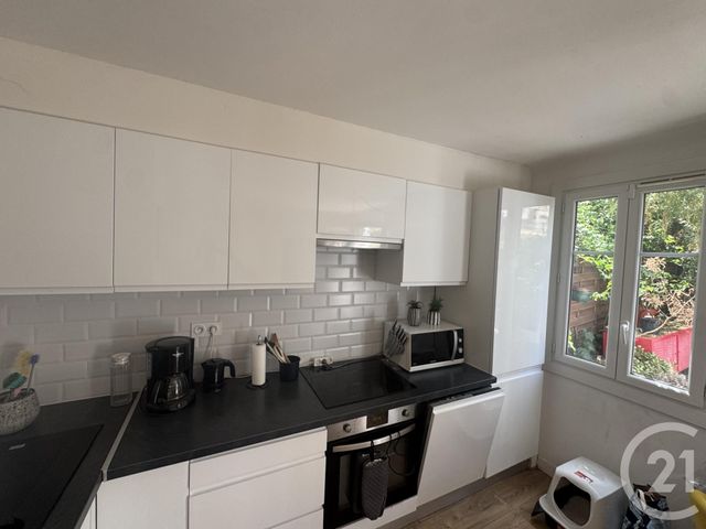 Appartement F2 à louer - 2 pièces - 37.73 m2 - NICE - 06 - PROVENCE-ALPES-COTE-D-AZUR - Century 21 Maison De L'Immobilier