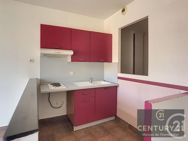Appartement F2 à louer - 2 pièces - 31.0 m2 - NICE - 06 - PROVENCE-ALPES-COTE-D-AZUR - Century 21 Maison De L'Immobilier