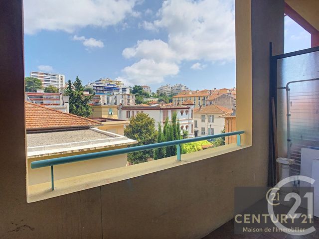 Appartement F2 à louer - 2 pièces - 31.0 m2 - NICE - 06 - PROVENCE-ALPES-COTE-D-AZUR - Century 21 Maison De L'Immobilier