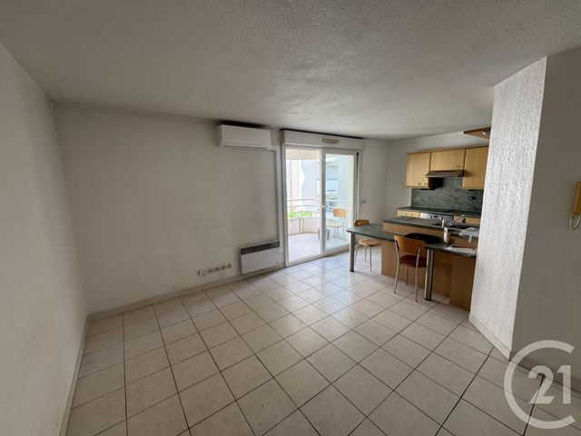 Appartement F2 à louer - 2 pièces - 35.0 m2 - NICE - 06 - PROVENCE-ALPES-COTE-D-AZUR - Century 21 Maison De L'Immobilier