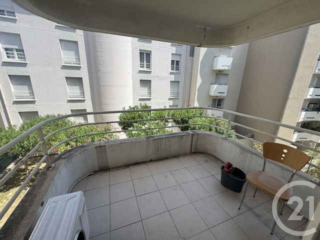 Appartement F2 à louer NICE