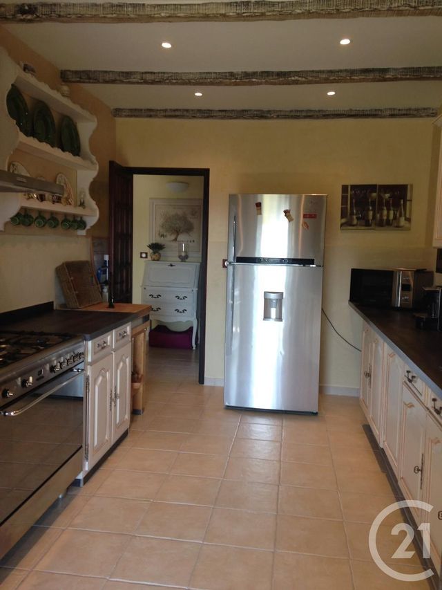Appartement F5 à louer - 5 pièces - 144.0 m2 - LEVENS - 06 - PROVENCE-ALPES-COTE-D-AZUR - Century 21 Maison De L'Immobilier
