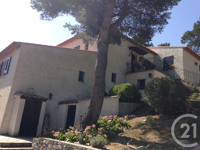 Appartement F5 à louer - 5 pièces - 144.0 m2 - LEVENS - 06 - PROVENCE-ALPES-COTE-D-AZUR - Century 21 Maison De L'Immobilier