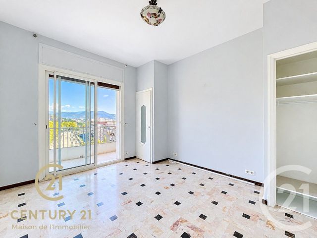 Appartement T2 à vendre - 2 pièces - 71.11 m2 - NICE - 06 - PROVENCE-ALPES-COTE-D-AZUR - Century 21 Maison De L'Immobilier