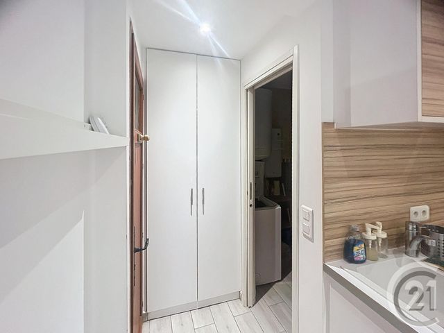 Appartement F1 à louer - 1 pièce - 16.09 m2 - NICE - 06 - PROVENCE-ALPES-COTE-D-AZUR - Century 21 Maison De L'Immobilier