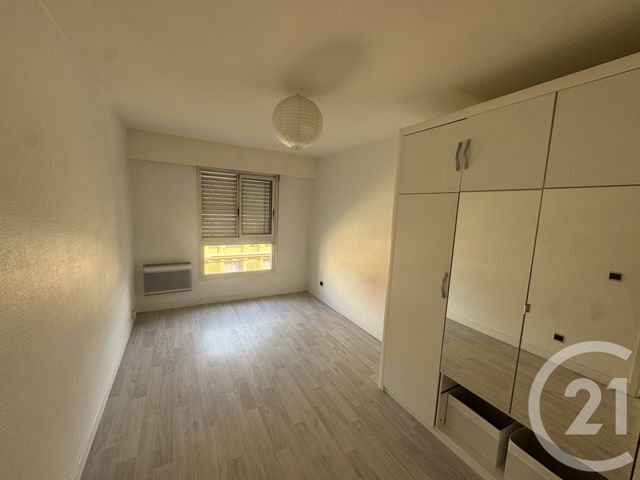 Appartement F2 à louer - 2 pièces - 41.0 m2 - NICE - 06 - PROVENCE-ALPES-COTE-D-AZUR - Century 21 Maison De L'Immobilier