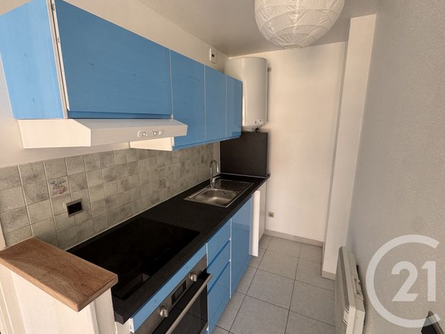 Appartement F2 à louer - 2 pièces - 41.0 m2 - NICE - 06 - PROVENCE-ALPES-COTE-D-AZUR - Century 21 Maison De L'Immobilier