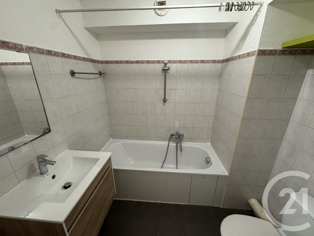 Appartement F2 à louer - 2 pièces - 40.0 m2 - NICE - 06 - PROVENCE-ALPES-COTE-D-AZUR - Century 21 Maison De L'Immobilier