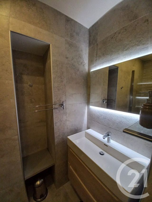 Appartement F1 à louer - 1 pièce - 27.0 m2 - NICE - 06 - PROVENCE-ALPES-COTE-D-AZUR - Century 21 Maison De L'Immobilier
