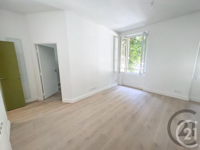 Appartement F2 à louer - 2 pièces - 38.22 m2 - NICE - 06 - PROVENCE-ALPES-COTE-D-AZUR - Century 21 Maison De L'Immobilier