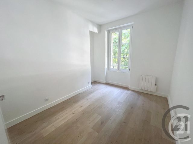 Appartement F2 à louer - 2 pièces - 38.22 m2 - NICE - 06 - PROVENCE-ALPES-COTE-D-AZUR - Century 21 Maison De L'Immobilier