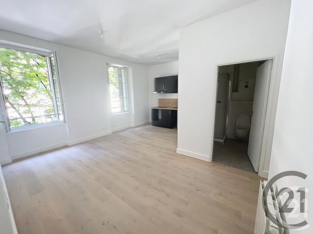 Appartement F2 à louer - 2 pièces - 38.22 m2 - NICE - 06 - PROVENCE-ALPES-COTE-D-AZUR - Century 21 Maison De L'Immobilier